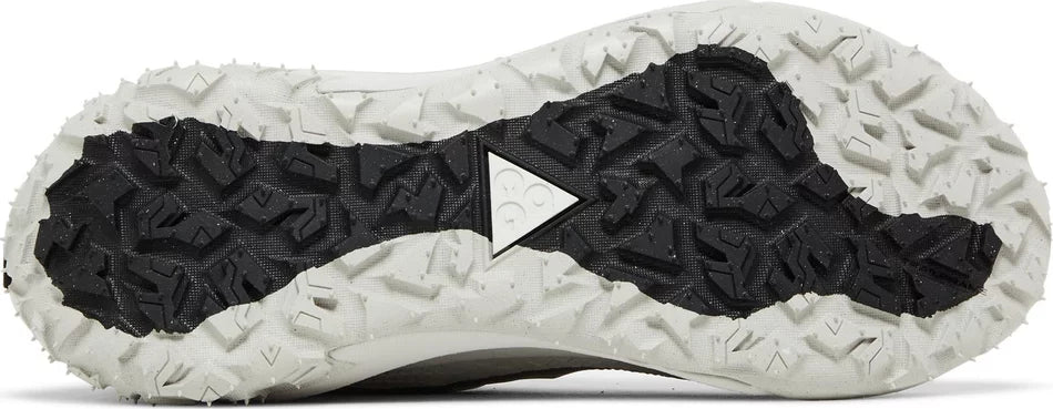 NIKE - Nike ACG Mountain Fly 2 Low Iron Ore Sneakers