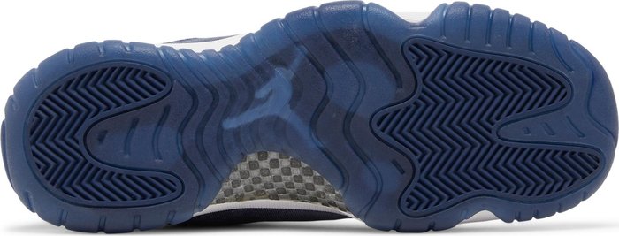 NIKE x AIR JORDAN - Nike Air Jordan 11 Retro Navy Velvet Sneakers (Women - November 2022)