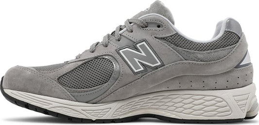 NEW BALANCE - New Balance 2002R Marblehead Light Aluminum Sneakers