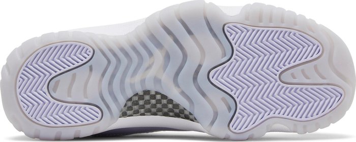 NIKE x AIR JORDAN - Nike Air Jordan 11 Retro Low Pure Violet Sneakers (Women)