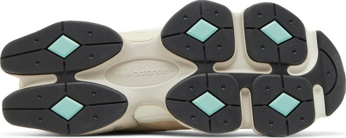 NEW BALANCE - New Balance 9060 Sea Salt Sneakers
