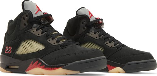 NIKE x AIR JORDAN - Nike Air Jordan 5 Retro GORE-TEX Off-Noir Sneakers (Women)