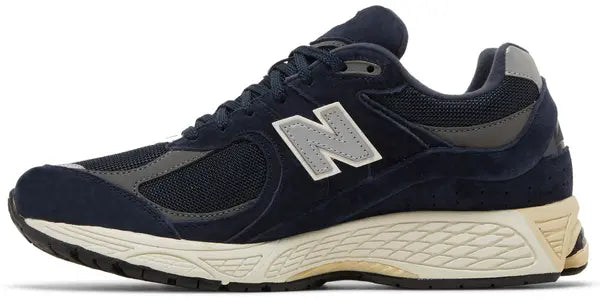 NEW BALANCE - New Balance 2002R Eclipse Castlerock Sneakers