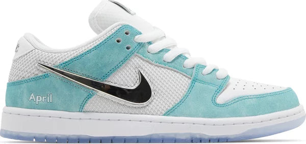 xNIKE - Nike Dunk Low SB Turbo Green x April Skateboards Sneakers