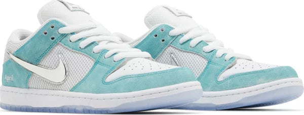 xNIKE - Nike Dunk Low SB Turbo Green x April Skateboards Sneakers