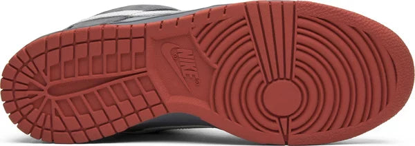 NIKE - Nike Dunk Low Pro SB Pigeon x Jeff Staple NYC Sneakers
