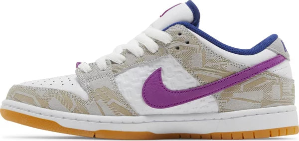 xNIKE - Nike Dunk Low SB x Rayssa Leal Sneakers