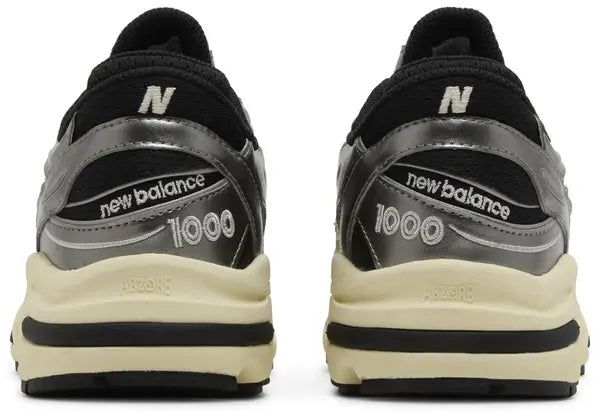 NEW BALANCE - New Balance 1000 Silver Metallic Sneakers