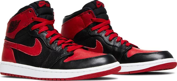 NIKE x AIR JORDAN - Nike Air Jordan 1 Retro High OG Banned Sneakers (2011 Version)