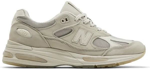 NEW BALANCE x STONE ISLAND - New Balance 991v2 Made In England Ghost Pack - Beige x Stone Island Sneakers