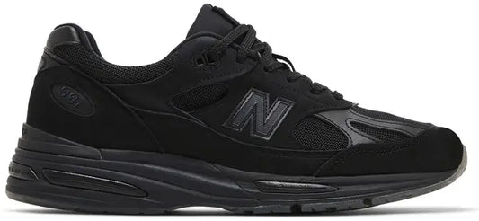 NEW BALANCE x STONE ISLAND - New Balance 991v2 Made In England Ghost Pack - Black x Stone Island Sneakers