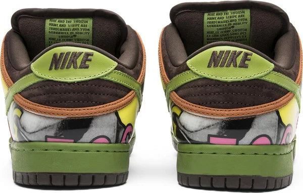 xNIKE - Nike Dunk Low SB De La Soul Sneakers (2015 Version)