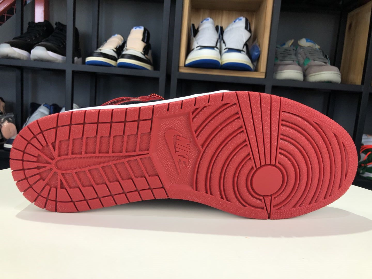 NIKE x AIR JORDAN - Nike Air Jordan 1 Retro High OG Patent Bred Sneakers