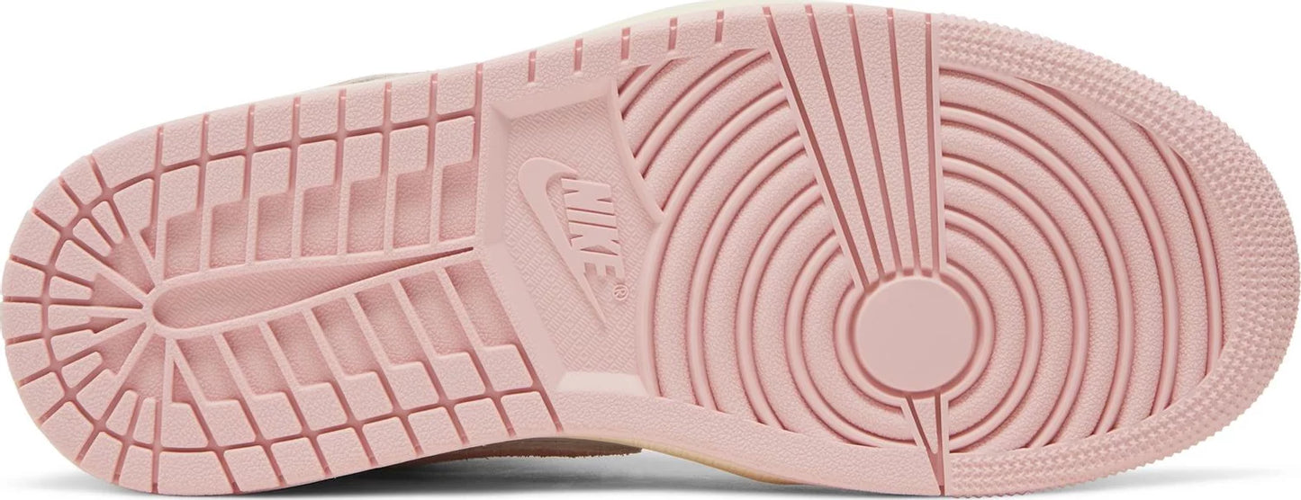 NIKE x AIR JORDAN - Nike Air Jordan 1 Retro High OG Washed Pink Sneakers (Women)