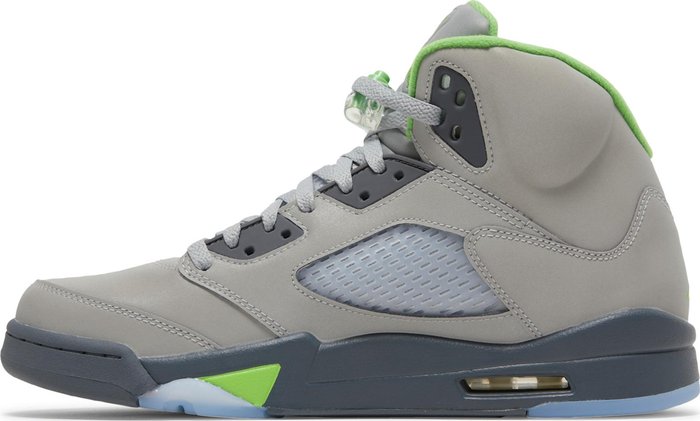 NIKE x AIR JORDAN - Nike Air Jordan 5 Retro Green Bean Sneakers (2022)