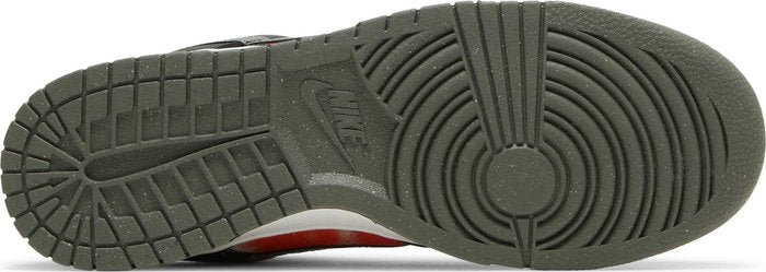 NIKE - Nike Dunk Low Grafiti Pack - Black Red Sneakers